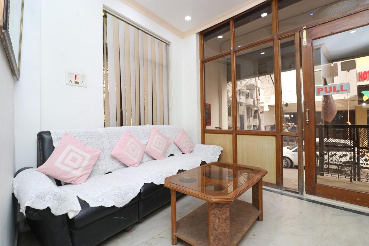 فندق لاكناوفي  فندق أو واي أو 8379 كمال المظهر الخارجي الصورة